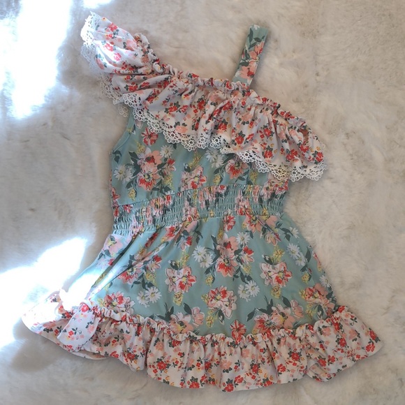 Girls Dress off the shoulder Size 5 - Picture 3 of 3